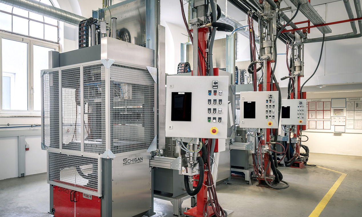 Offering a high quality machine park for insulator production for all specific needs | GIPRO